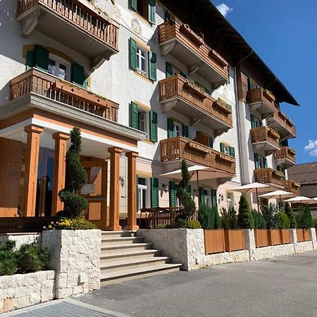 Hotel Serena Cortina Кортина-д'Ампеццо Экстерьер фото
