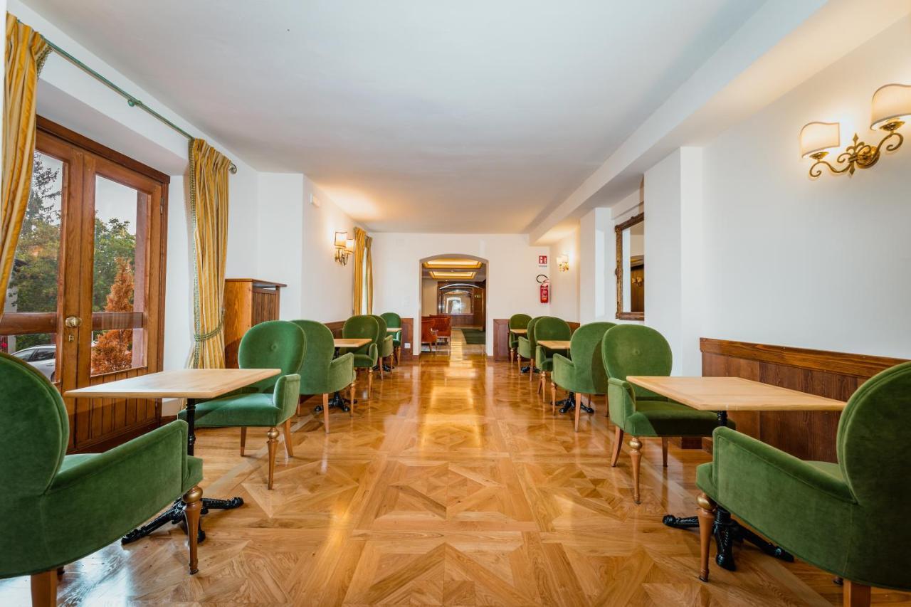 Hotel Serena Cortina Кортина-д'Ампеццо Экстерьер фото